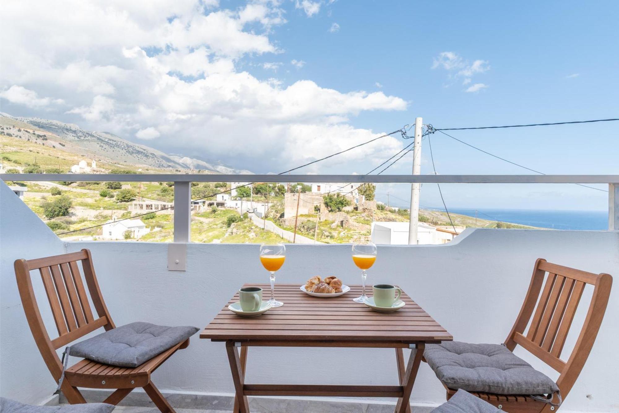 Avra Sfakia Apartments Khóra Sfakíon Exterior foto