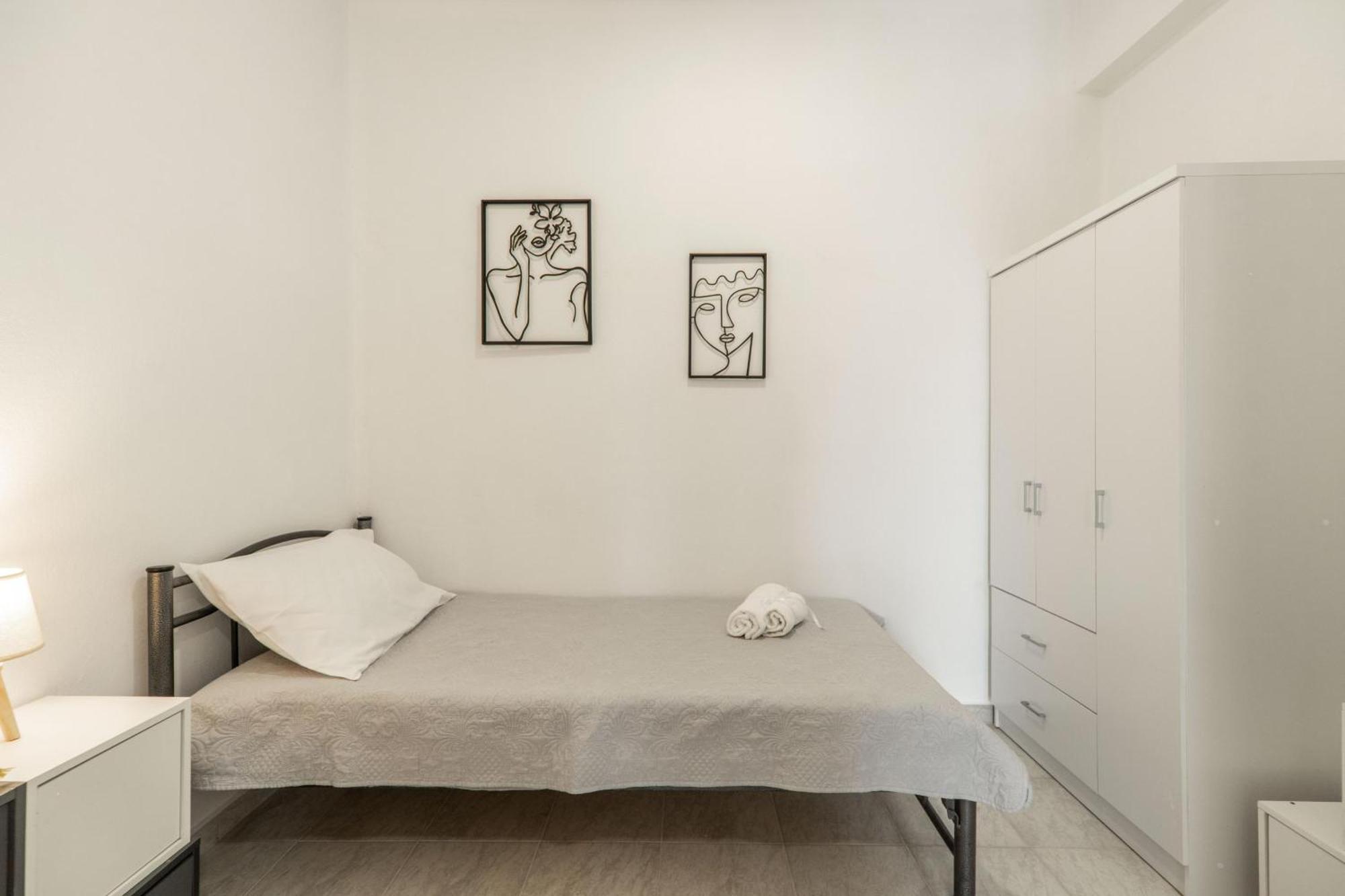 Avra Sfakia Apartments Khóra Sfakíon Habitación foto
